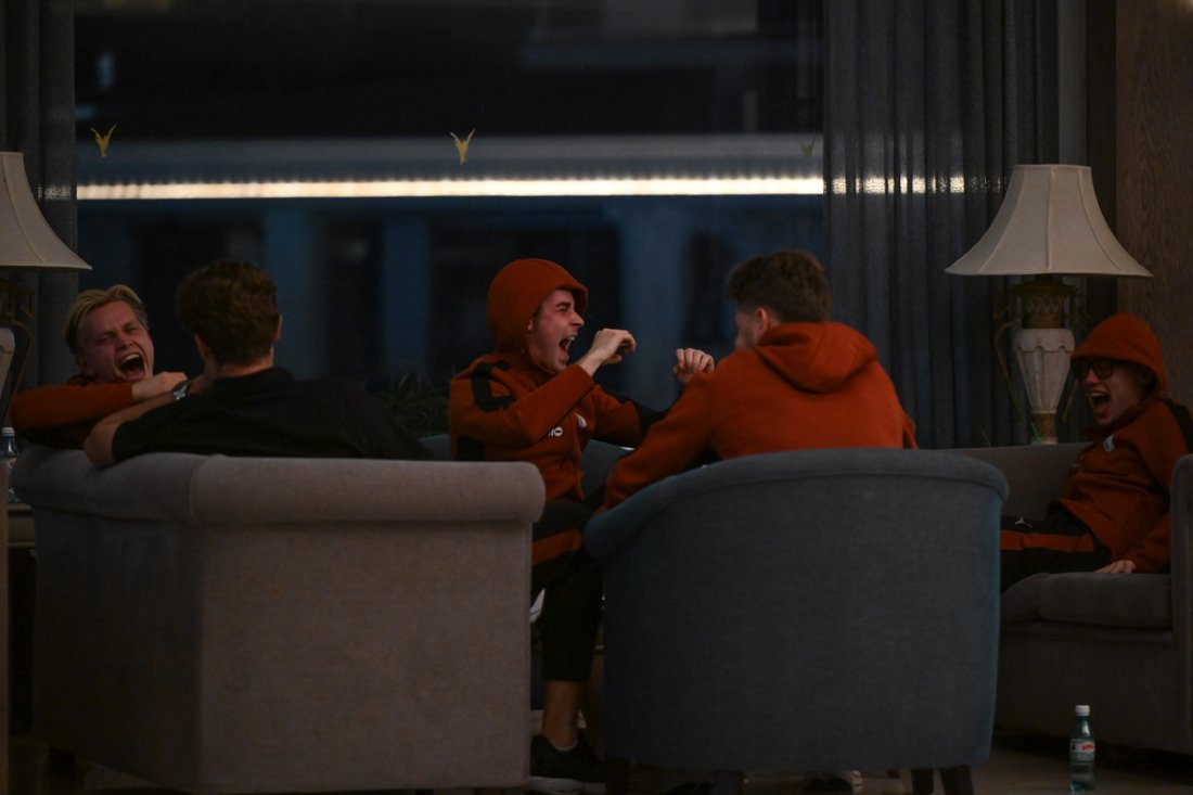 Latteren sitter løst...